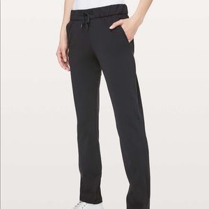 Lululemon on the fly pant